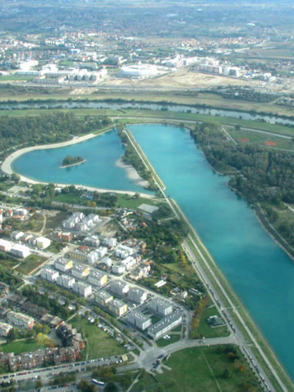 Jarun 1 Vue aérienne de la zone de loisirs