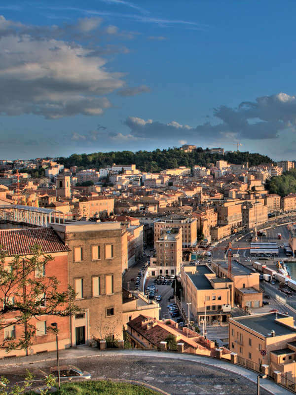 Excursion en Italie depuis la Croatie 9 Ancone en Italie